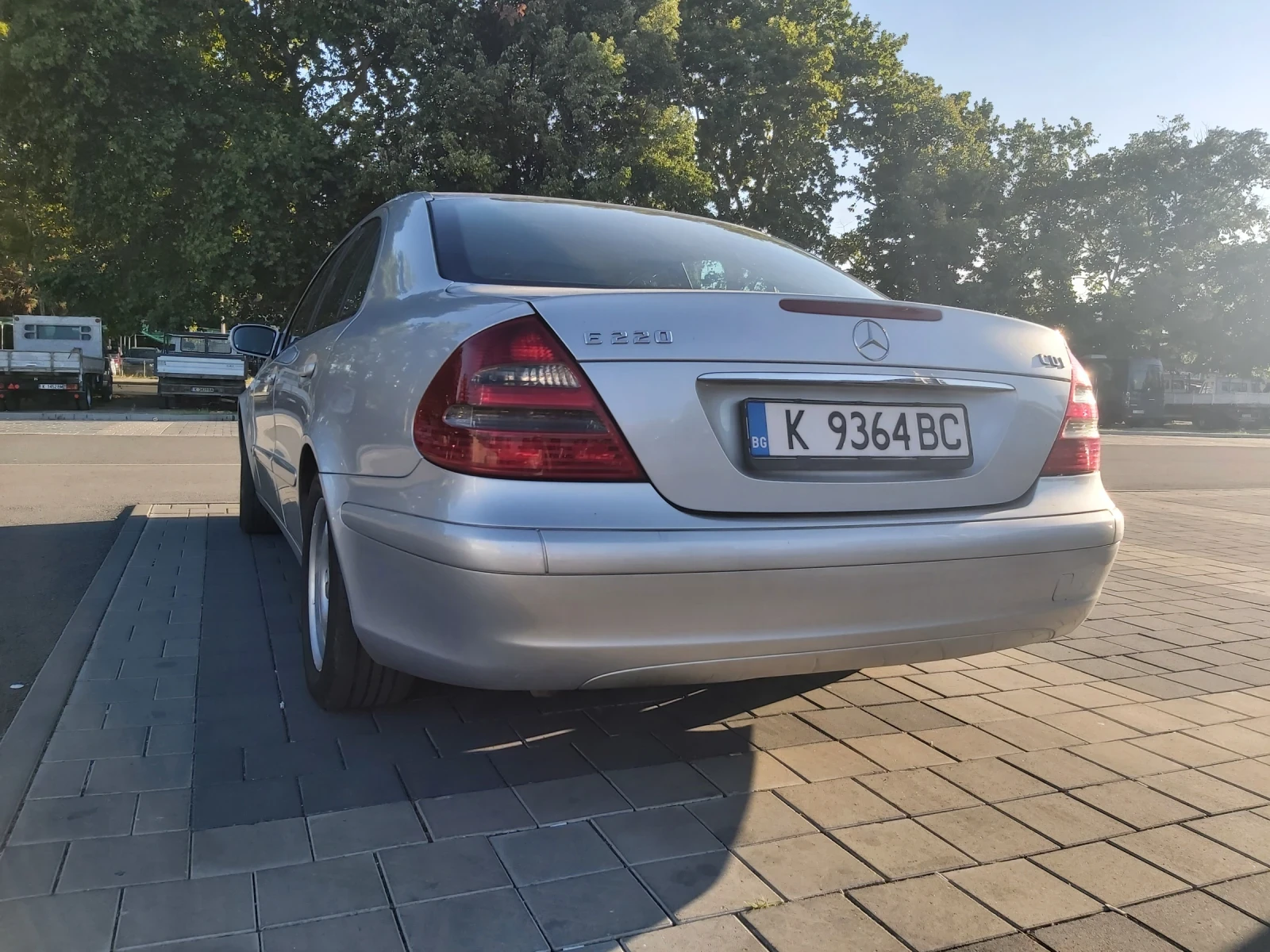 Mercedes-Benz 220 E220 - изображение 2