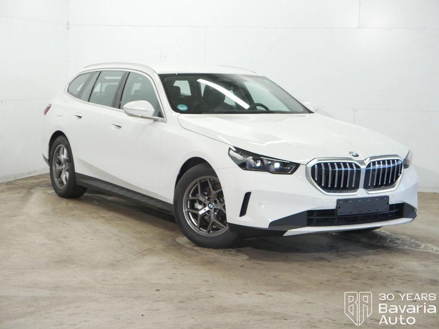 BMW 520 d Touring Steptronic - изображение 4