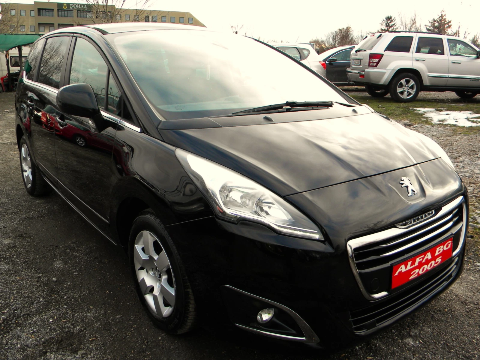 Peugeot 5008 EURO6B* FACE LIF* 1.6ecoHDI-6ck-7м* -NAVI-КАТО НОВ - изображение 3