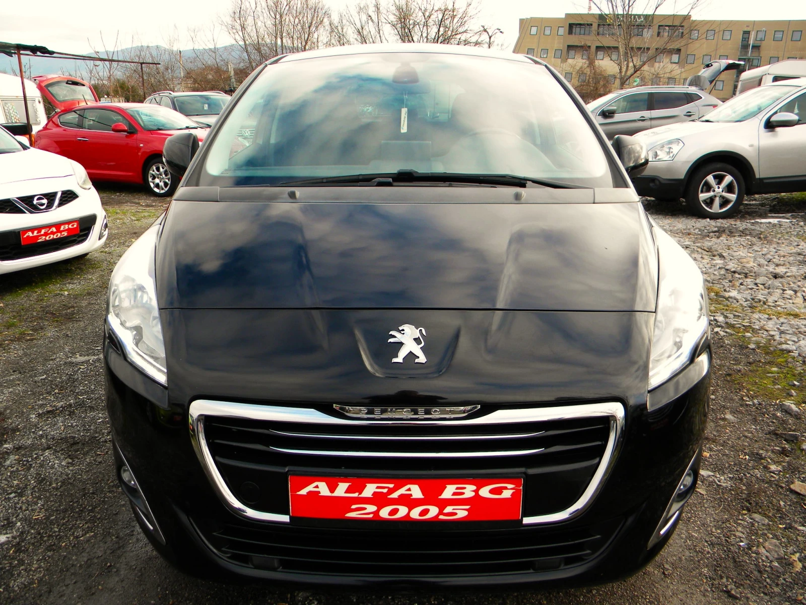 Peugeot 5008 EURO6B* FACE LIF* 1.6ecoHDI-6ck-7м* -NAVI-КАТО НОВ - изображение 2