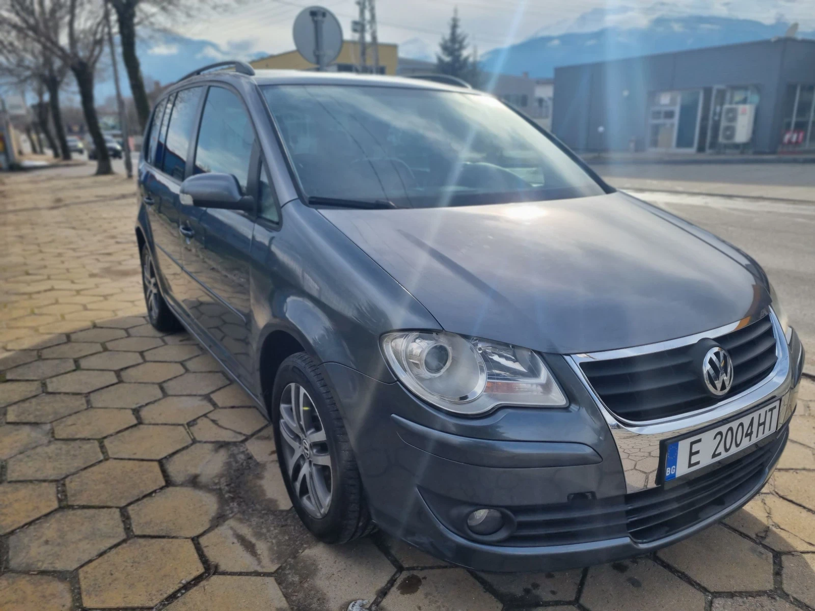 VW Touran DSG- 7местен - изображение 6