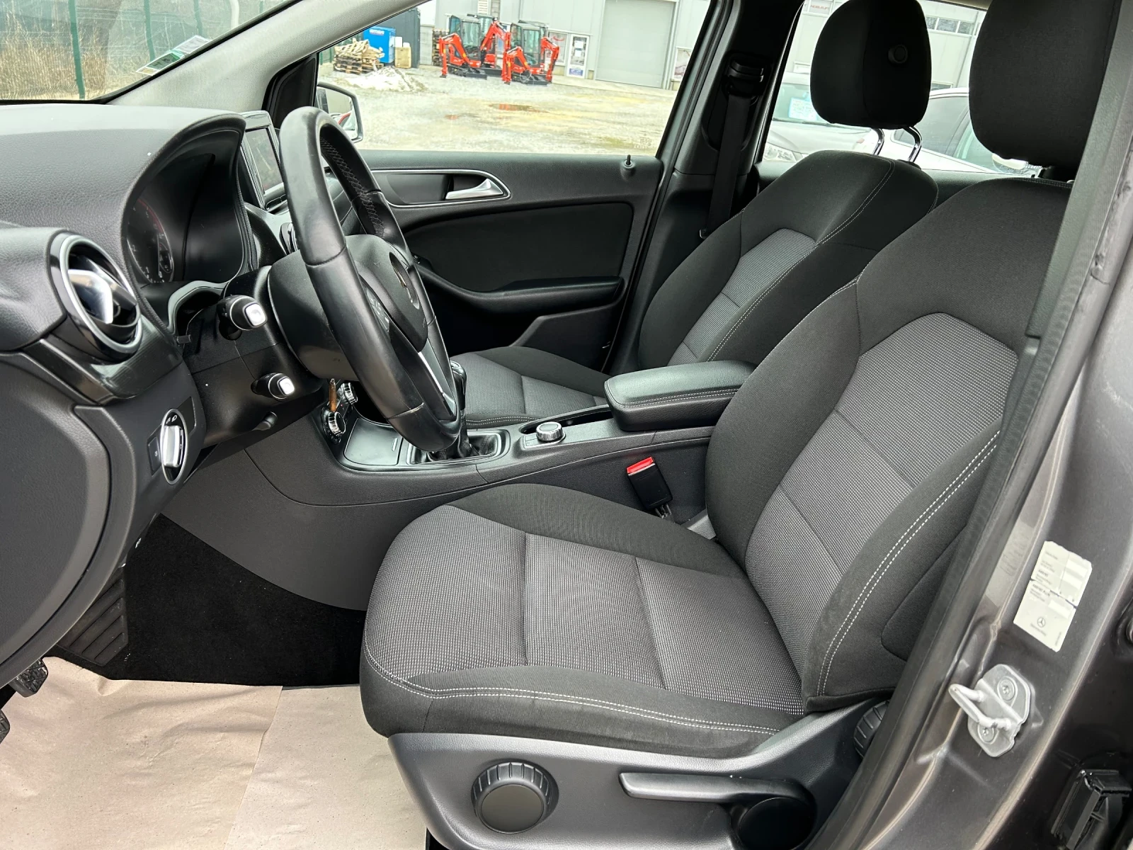 Mercedes-Benz B 200 2.2CDi/NAVi/KAMERA/136K.C./EURO 5 - изображение 9