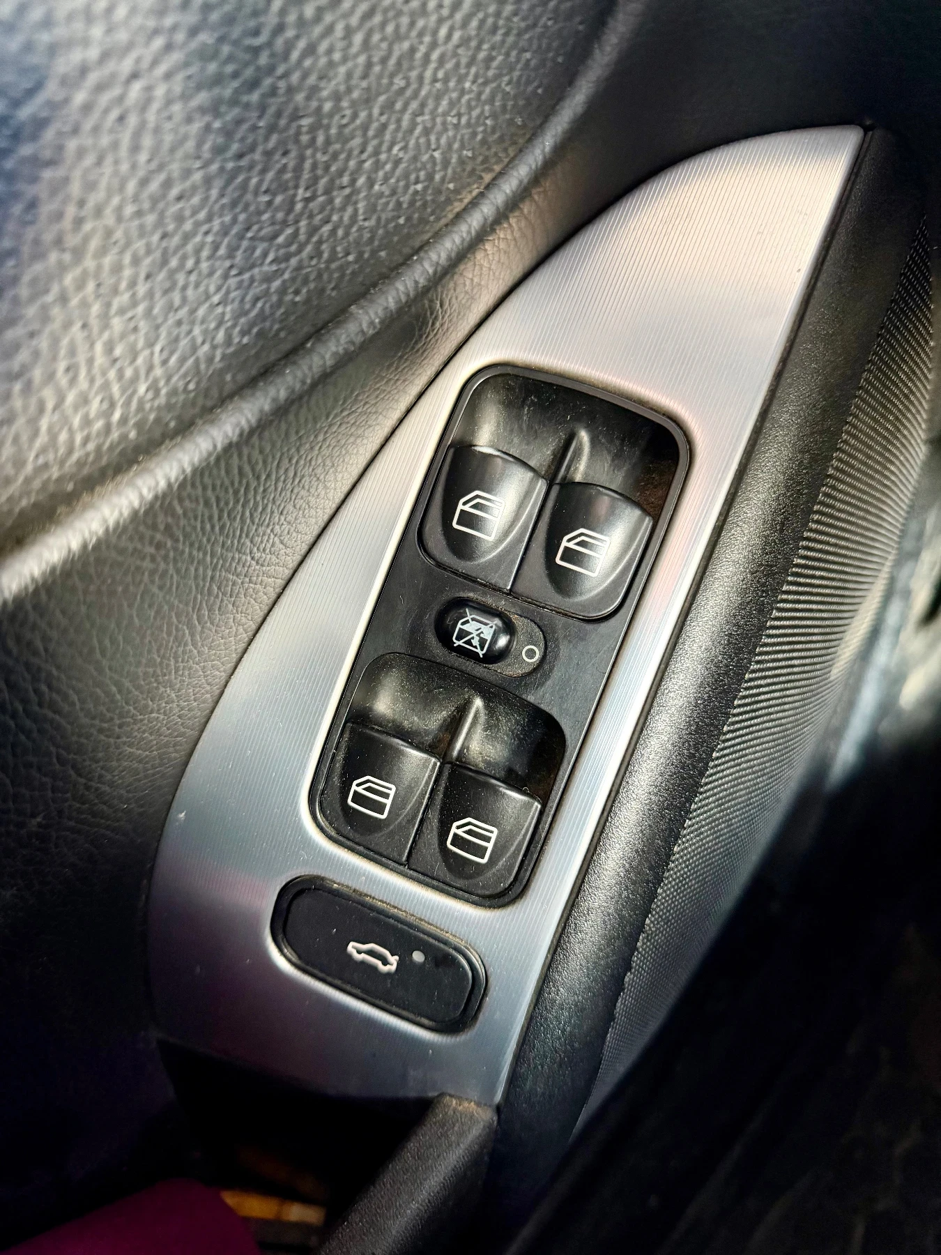 Mercedes-Benz C 220 CDI - W203, снимка 9 - Автомобили и джипове - 53712982