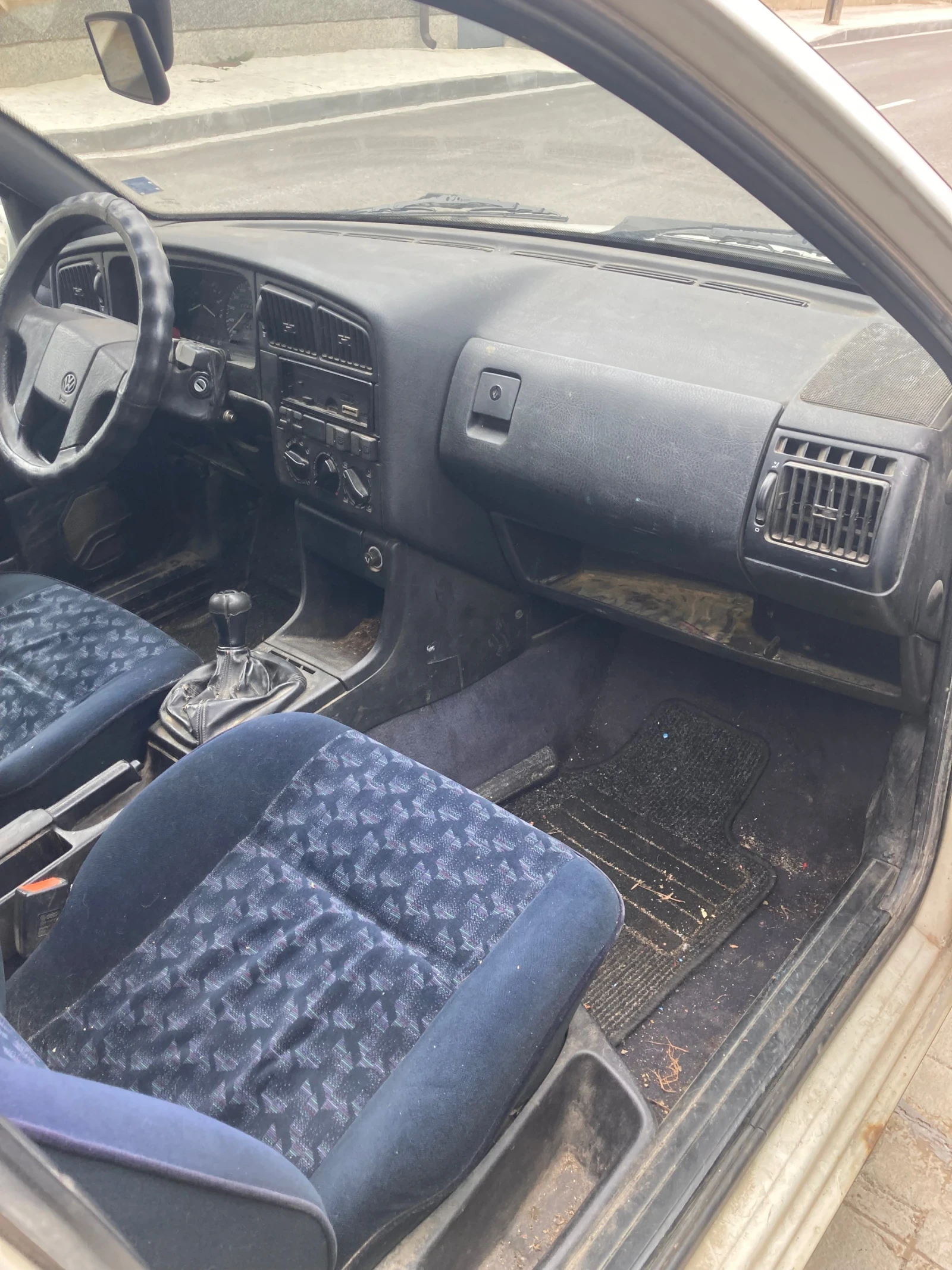 VW Passat Arriva, снимка 8 - Автомобили и джипове - 53914331