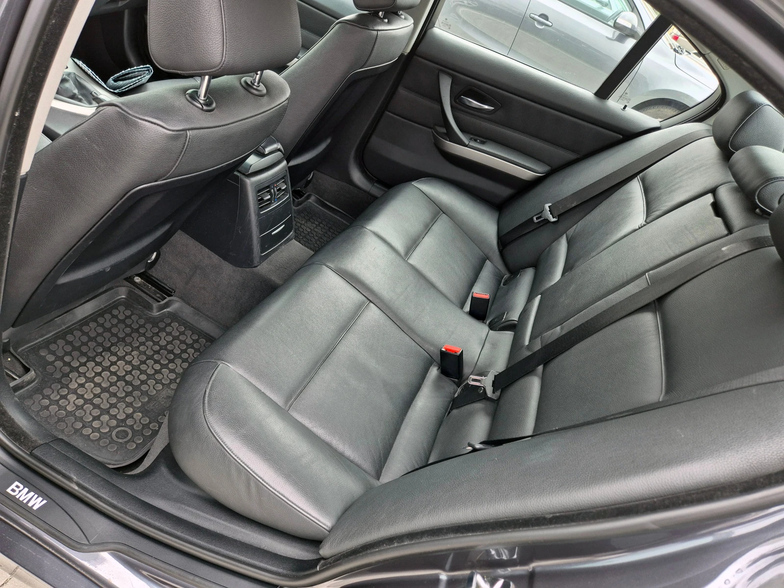 BMW 320 163КС+ КОЖА, снимка 7 - Автомобили и джипове - 54055569