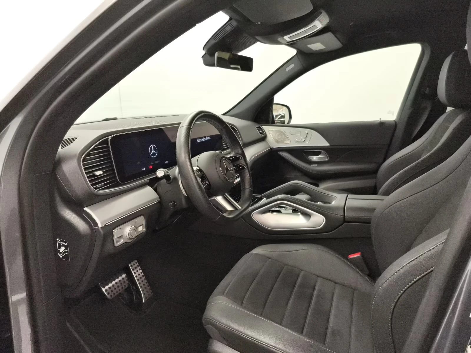 Mercedes-Benz GLE 450 d/ AMG/4-MATIC/FACELIFT/AIRMATIC/BURM/360/MULTIBEA, снимка 6 - Автомобили и джипове - 54065042