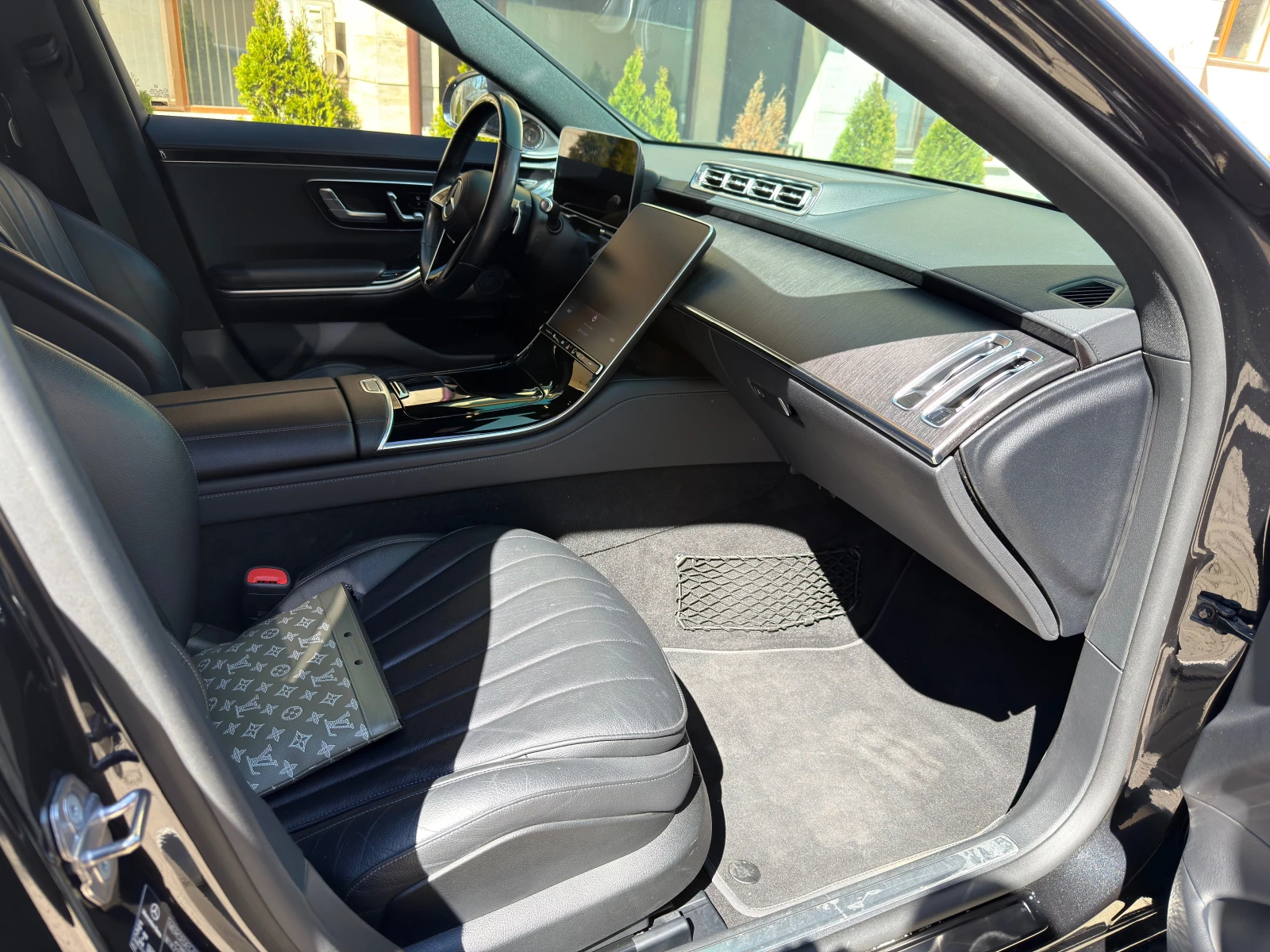 Mercedes-Benz S 350 4MATIC-AMG S63-BURMESTER 3D-PANO-CAM360-DIST, снимка 9 - Автомобили и джипове - 54140690