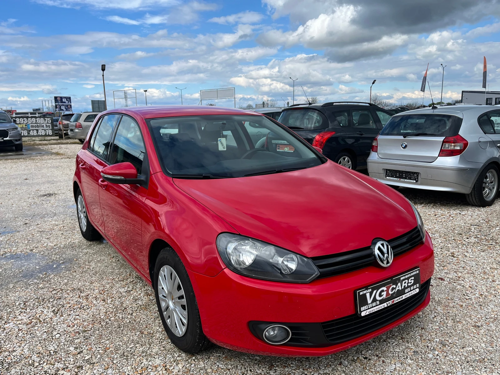 VW Golf 1.6 i, 102к.с., ЛИЗИНГ | Auto.bg — изображение 1