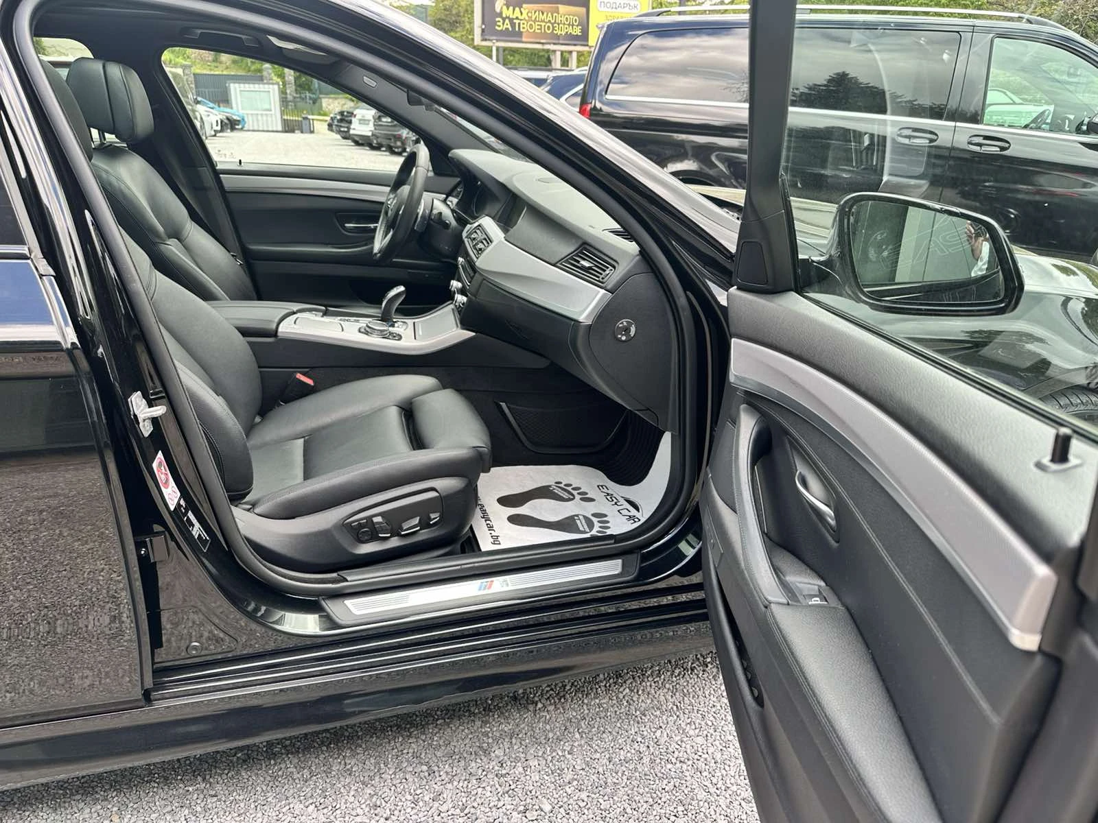 BMW 530 xDrive MPAKET , снимка 14 - Автомобили и джипове - 54597599