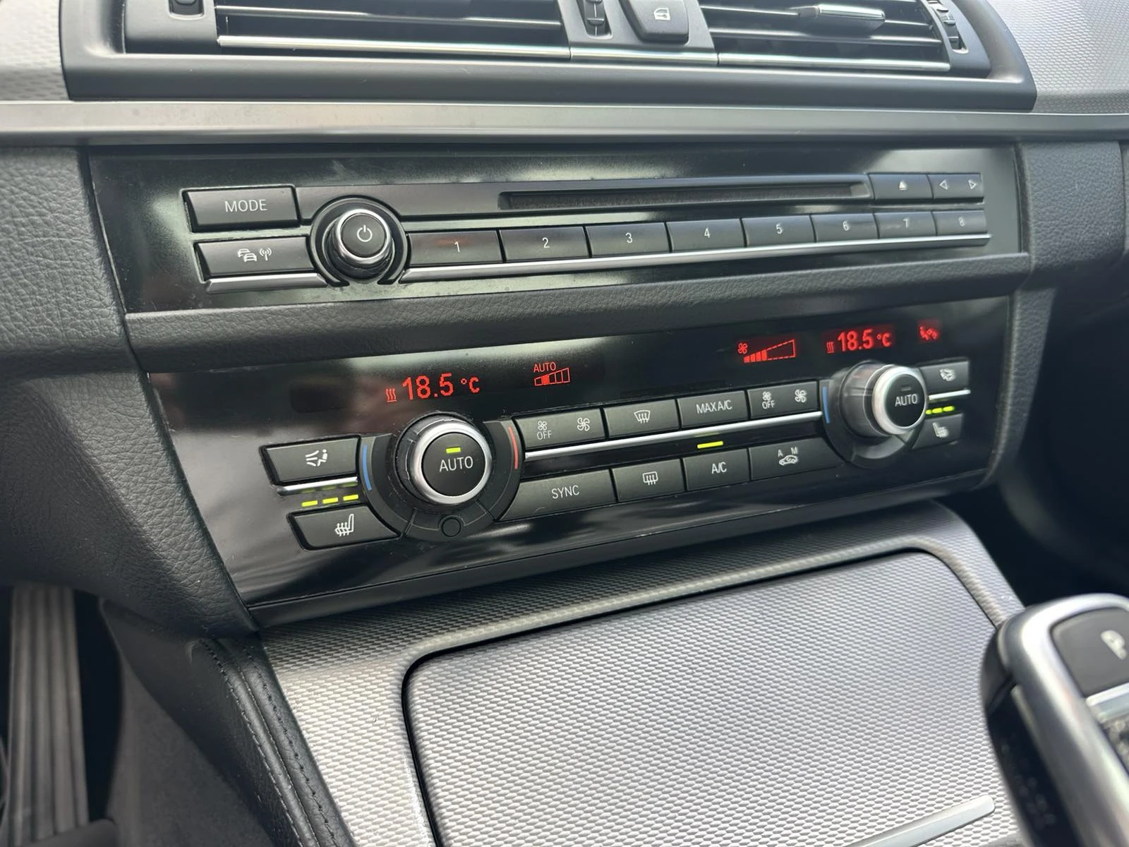 BMW 530 xDrive MPAKET , снимка 10 - Автомобили и джипове - 54597599