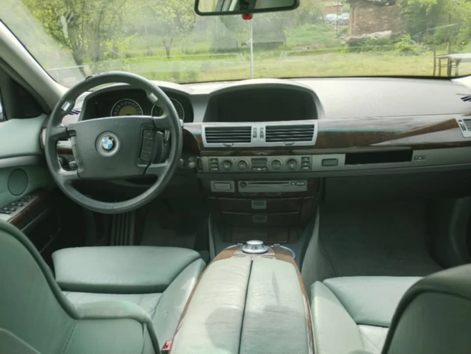 BMW 740, снимка 6 - Автомобили и джипове - 54623822