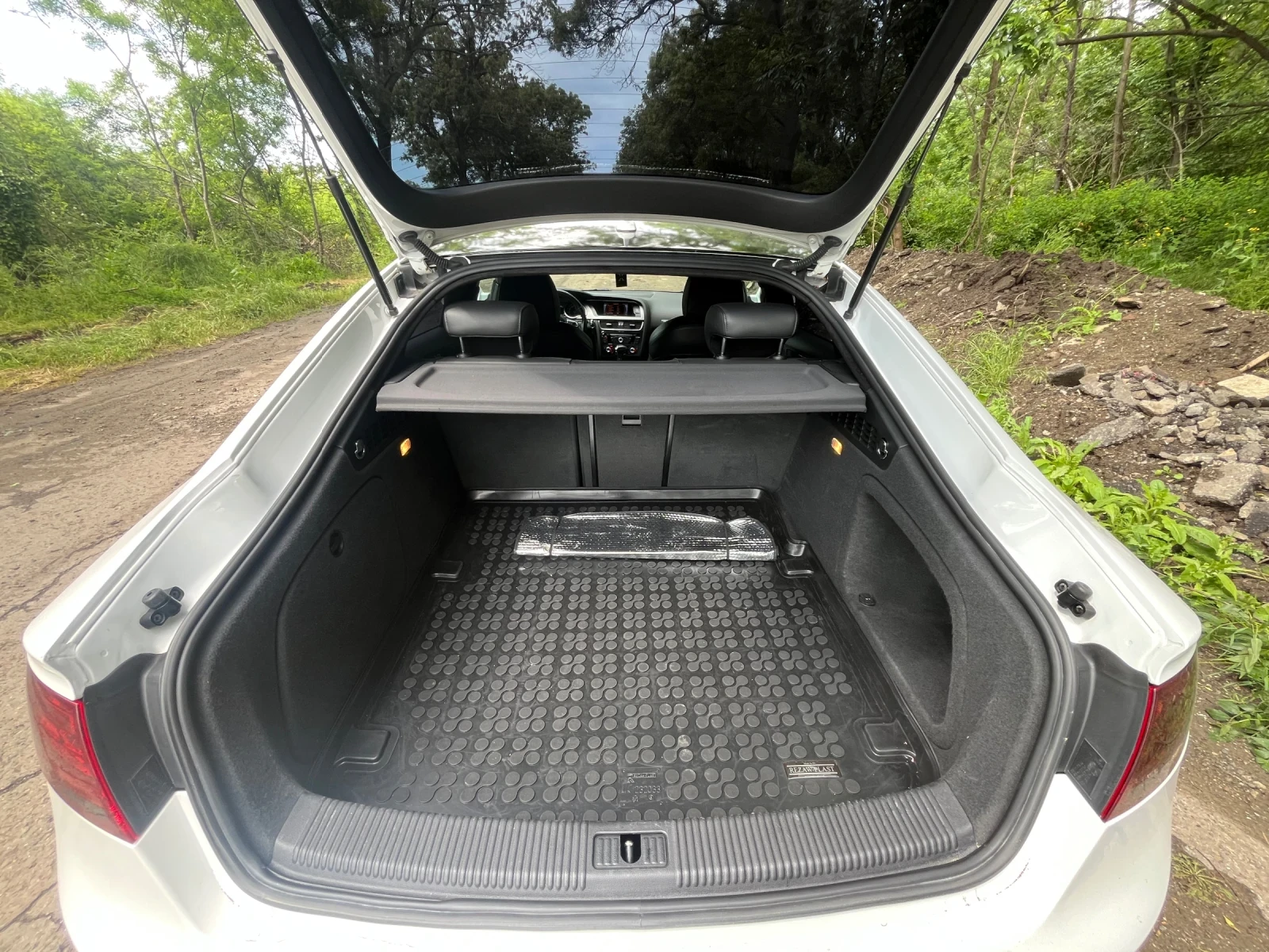 Audi A5 2.0TDI, снимка 9 - Автомобили и джипове - 54657990