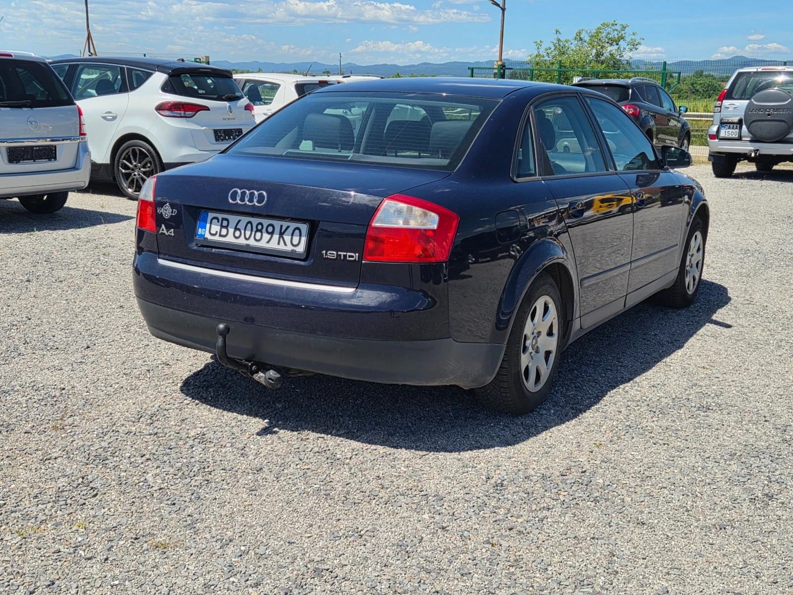 Audi A4 1.9TDI 101кс ОБСЛУЖЕН ВСИЧКО ПЛАТЕНО, снимка 6 - Автомобили и джипове - 54711398