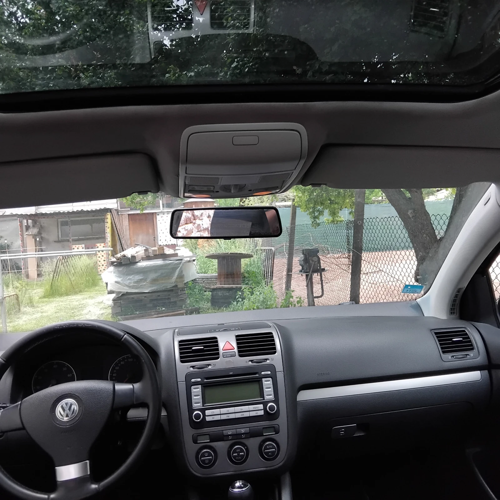VW Golf VW GOLF 1.6 БЕНЗИН , снимка 9 - Автомобили и джипове - 54726442