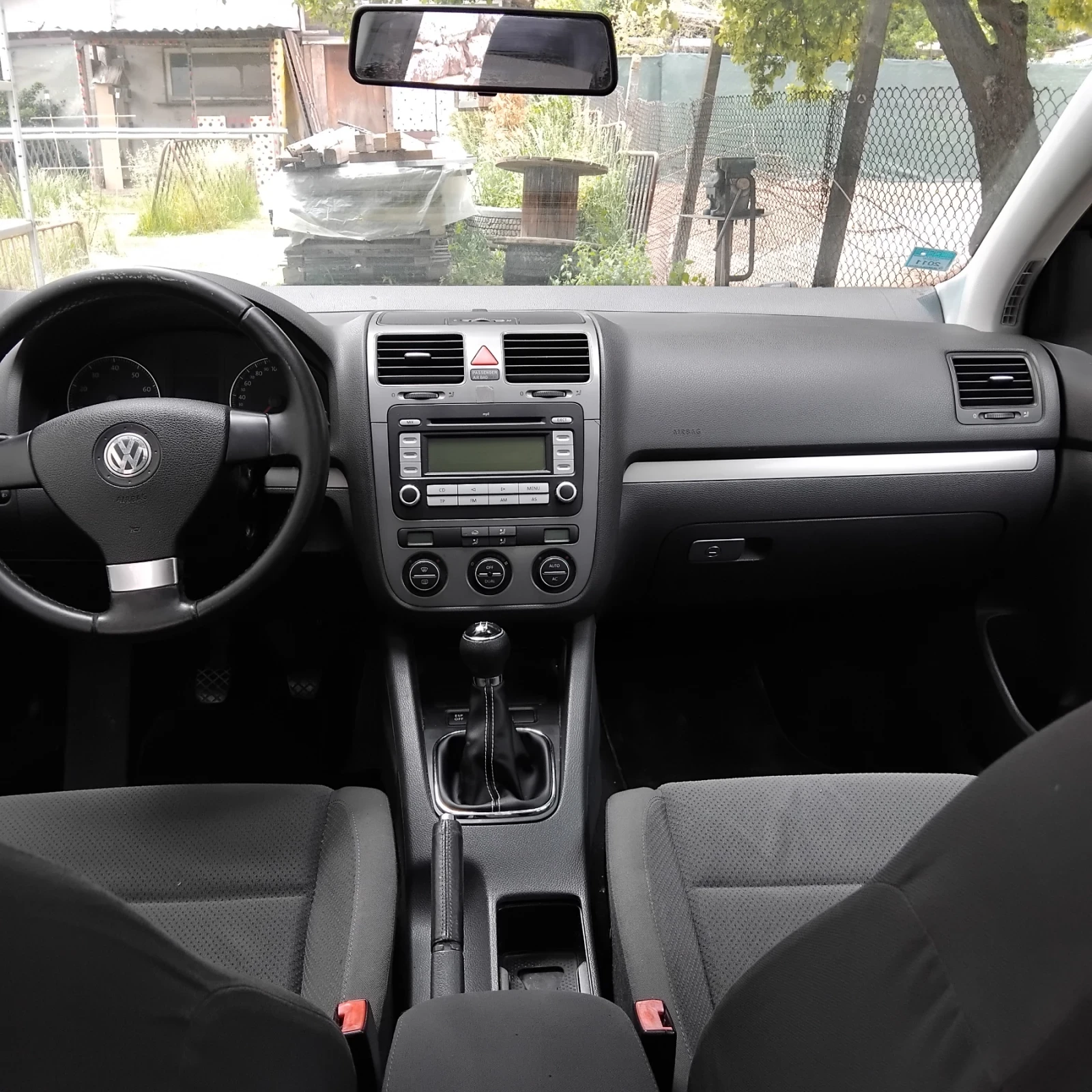 VW Golf VW GOLF 1.6 БЕНЗИН , снимка 10 - Автомобили и джипове - 54726442