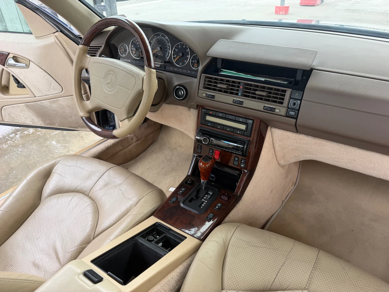 Mercedes-Benz SL Mercedes-Benz-320-231kc-Avtomat- Kabrio - Unikat, снимка 11 - Автомобили и джипове - 55379278