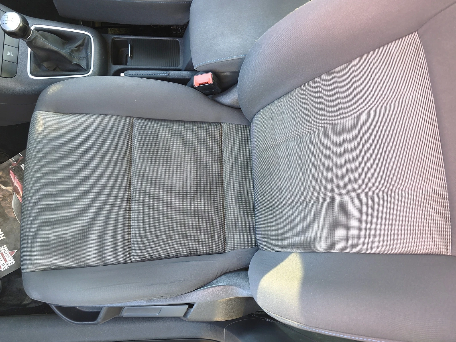 VW Golf Plus 1.9tdi NAVI, снимка 11 - Автомобили и джипове - 55503842