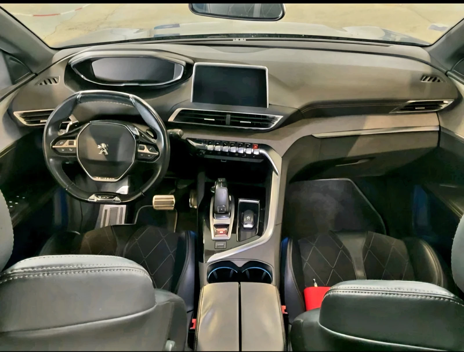 Peugeot 3008 2.0blu HDI 180GT Автомат, снимка 8 - Автомобили и джипове - 55992625