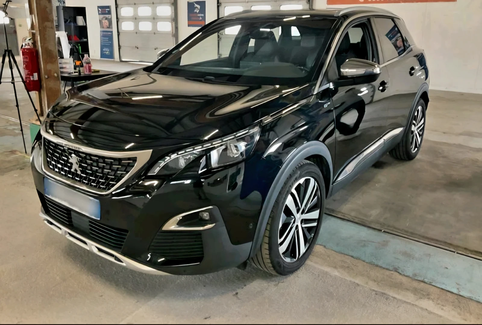 Peugeot 3008 2.0blu HDI 180GT Автомат