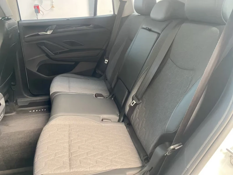 VW Tayron 1.5TSI/LIFE/150HP/DSG/KLESS/ACC/NAVI/360/AMBI/840f, снимка 16 - Автомобили и джипове - 52074369