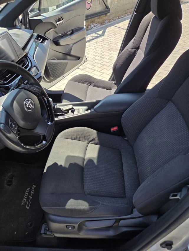 Toyota C-HR 1.8 HYBRID - изображение 9