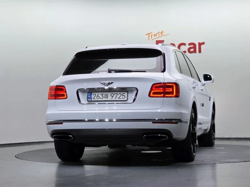 Bentley Bentayga 6.0 W12| 600к.с., снимка 4 - Автомобили и джипове - 56199875
