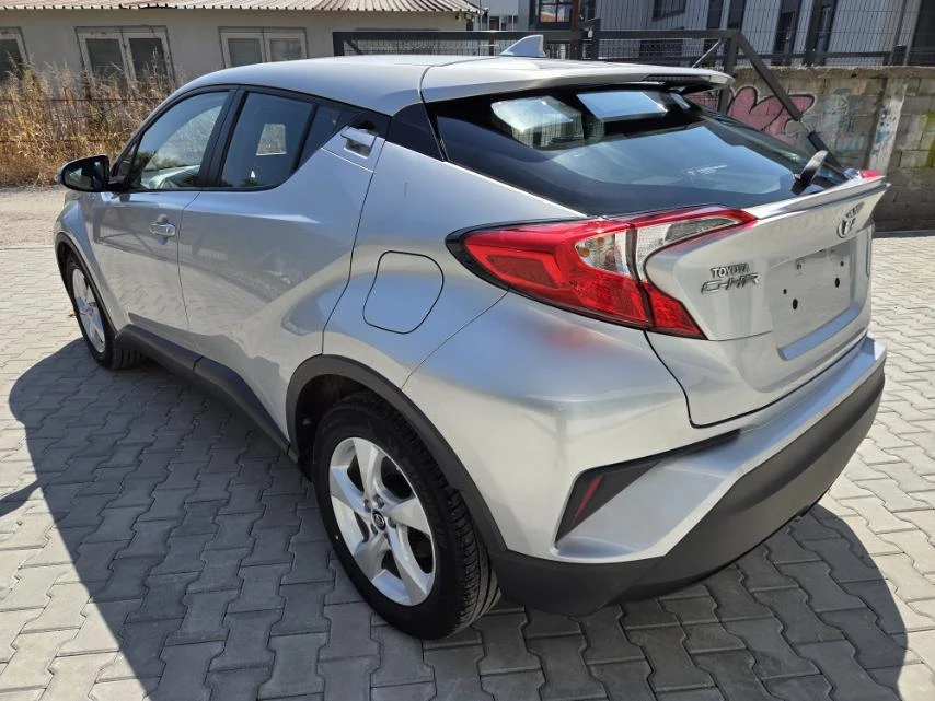 Toyota C-HR 1.8 HYBRID - изображение 4