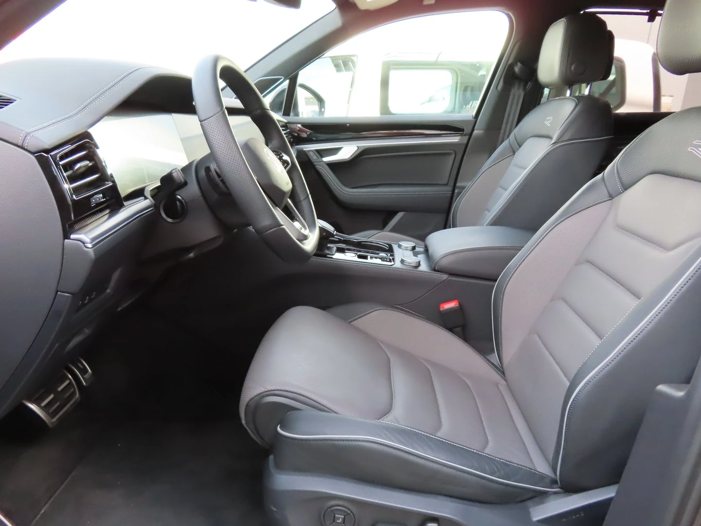 VW Touareg R-Line PA 3.0 V6 TDI SCR 4MOT | Mobile.bg � ����������� 5