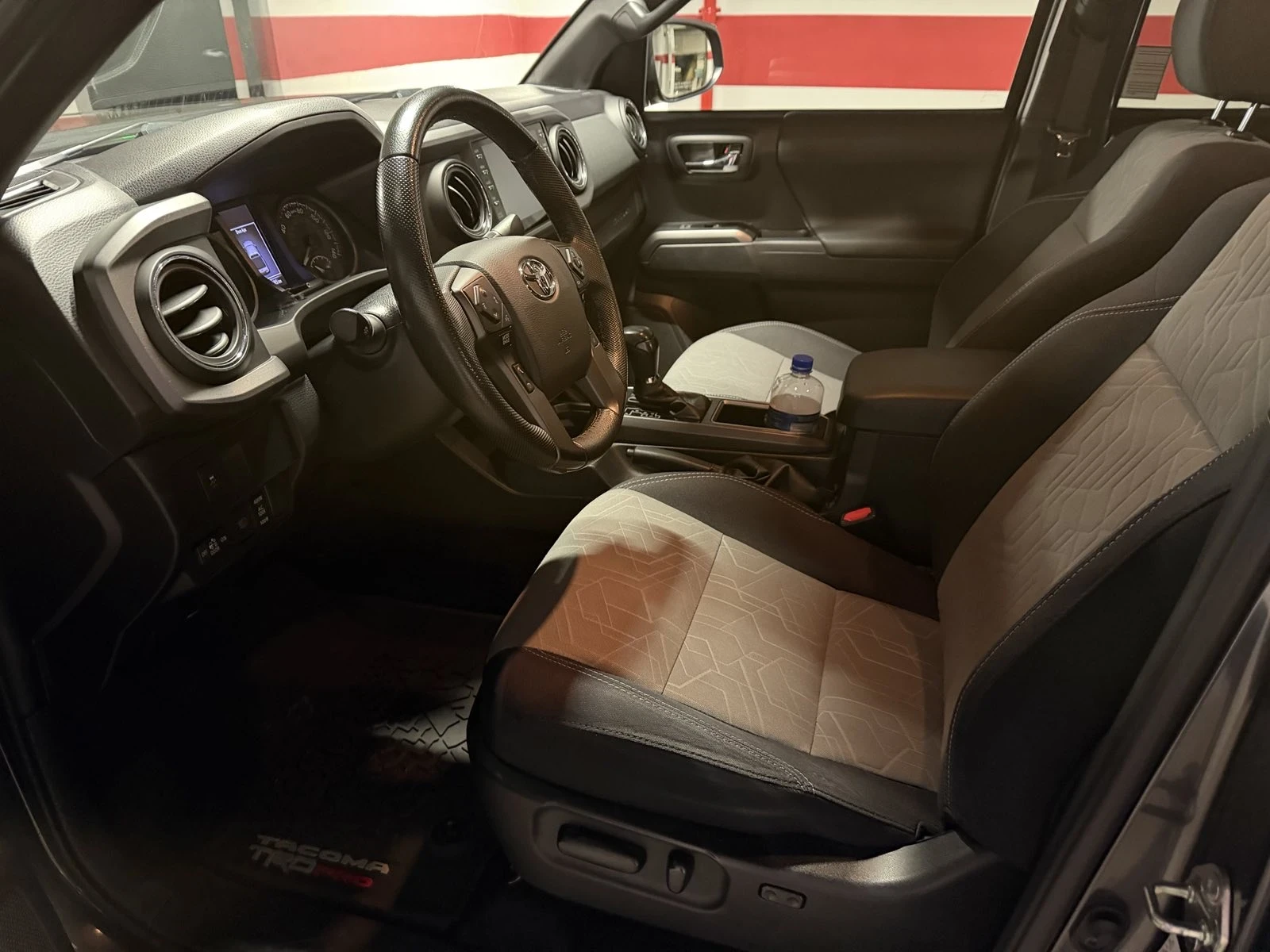 Toyota Tacoma Off road package  | Mobile.bg   9