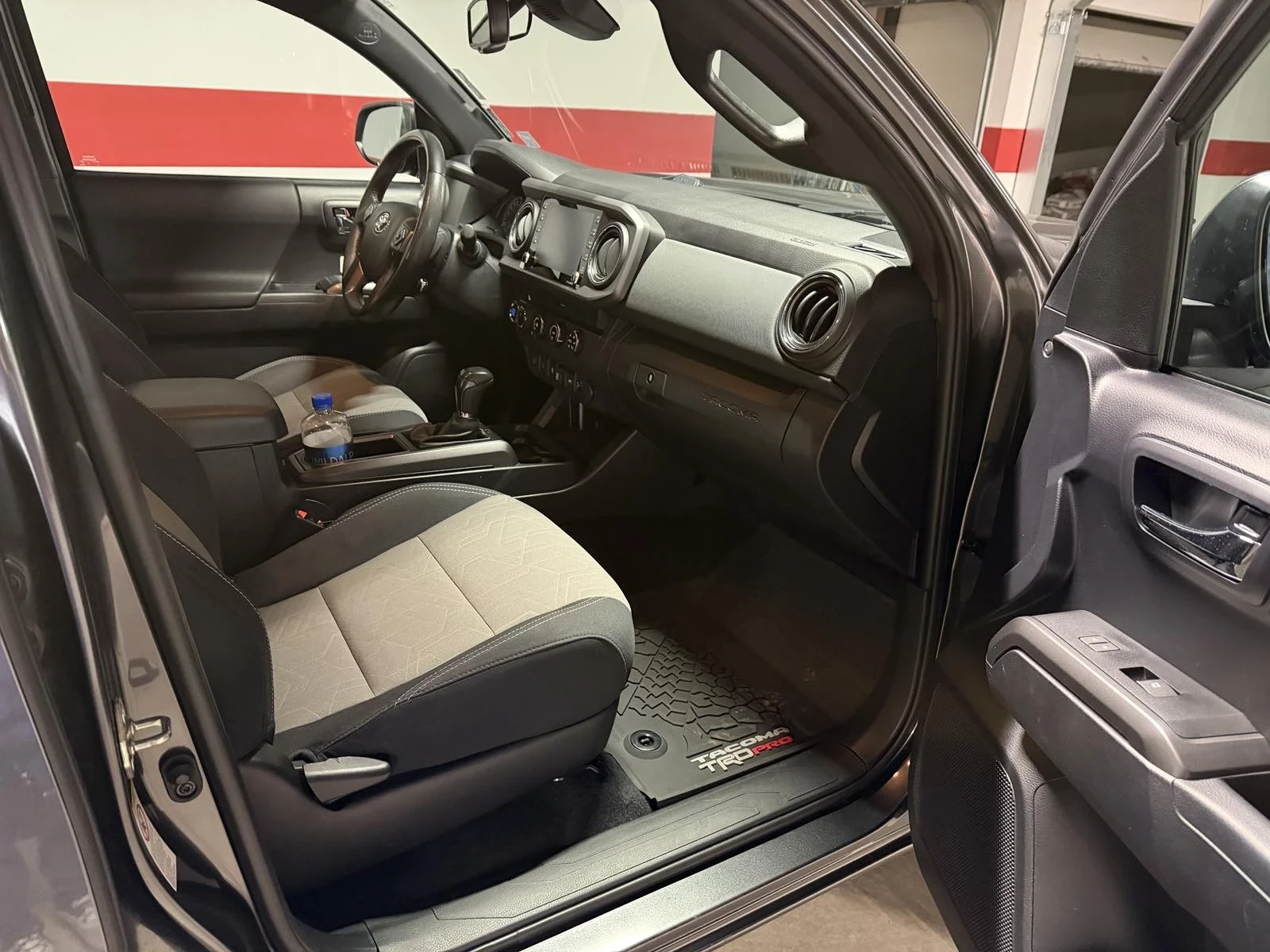 Toyota Tacoma Off road package  | Mobile.bg   10