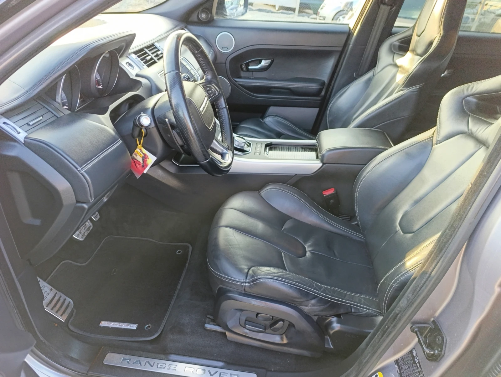 Land Rover Range Rover Evoque 2.0 Si4 Dynamic AT6 - изображение 8