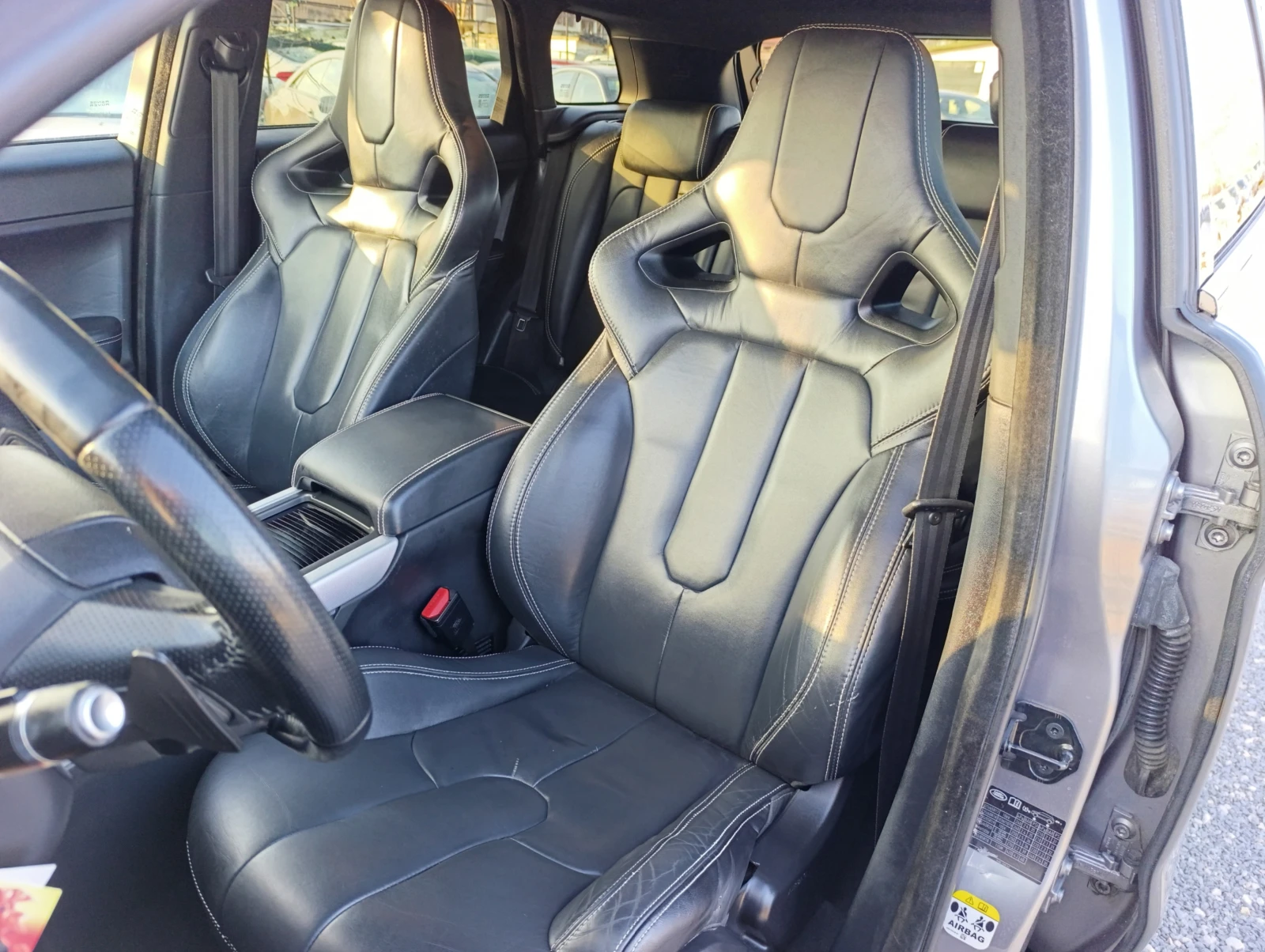 Land Rover Range Rover Evoque 2.0 Si4 Dynamic AT6 - изображение 9