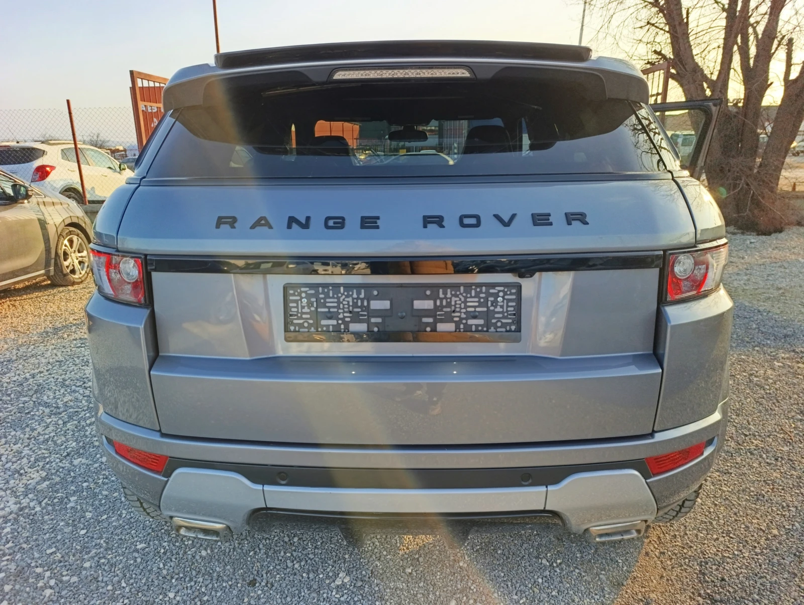 Land Rover Range Rover Evoque 2.0 Si4 Dynamic AT6 - изображение 7