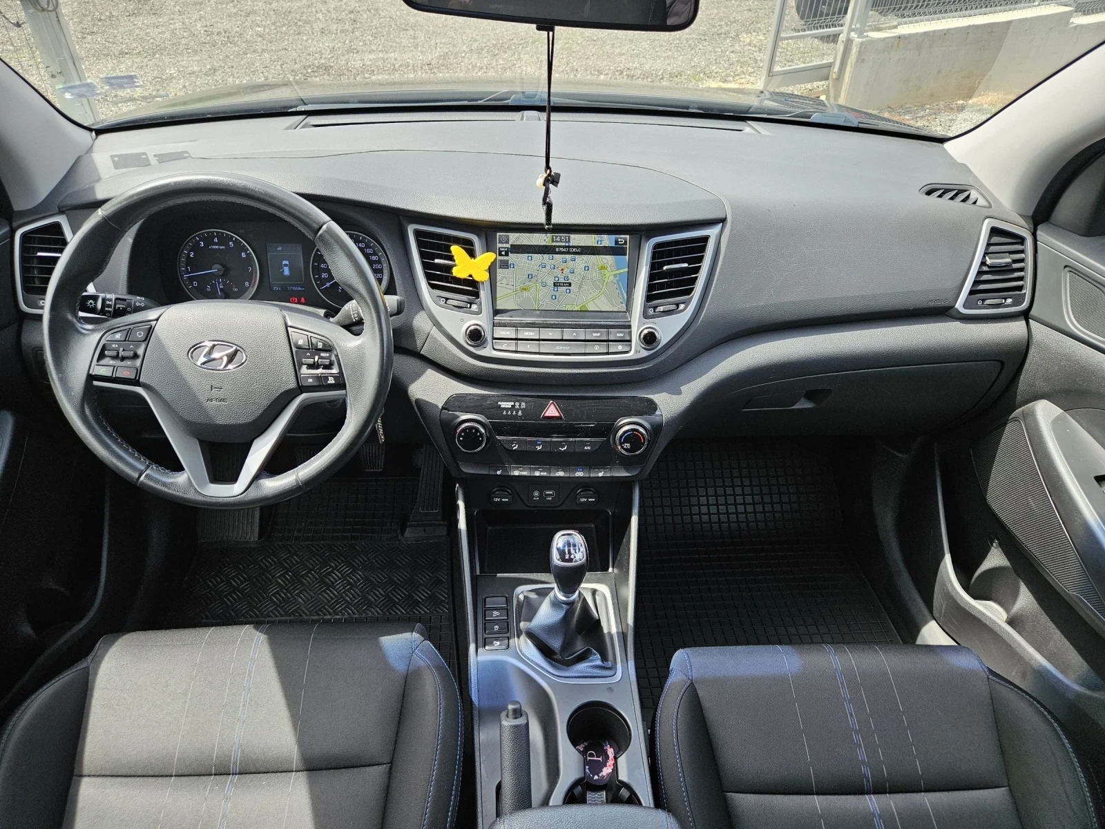 Hyundai Tucson 1.6 GDI Euro6, снимка 11 - Автомобили и джипове - 54652065