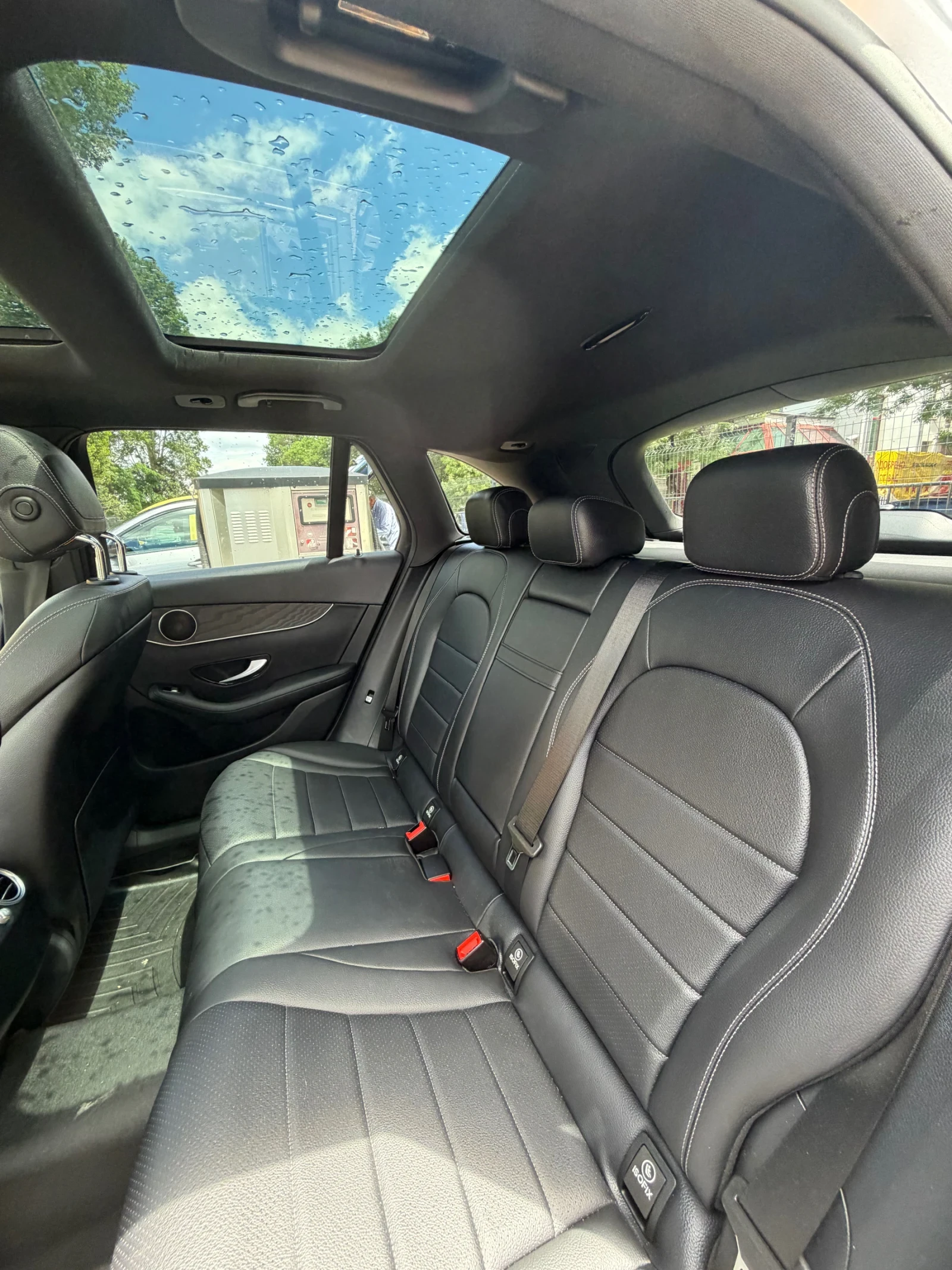 Mercedes-Benz GLC 300 2018 4MATIC 360 CAM/DISTRONIC/PANORAMA/9G TRONIC, снимка 11 - Автомобили и джипове - 54892683