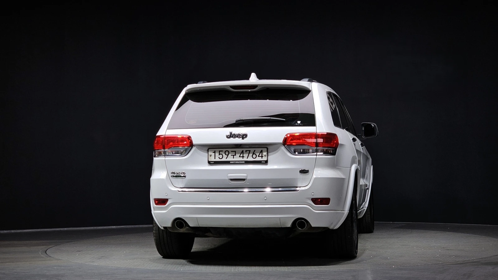 Jeep Grand cherokee 3.0 Diesel Overland, снимка 4 - Автомобили и джипове - 55216358