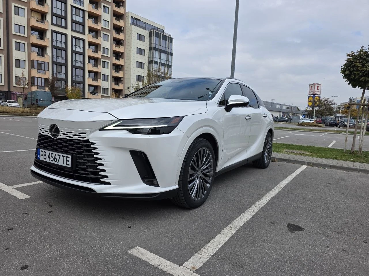Lexus RX 350h Luxury, снимка 2 - Автомобили и джипове - 56652379