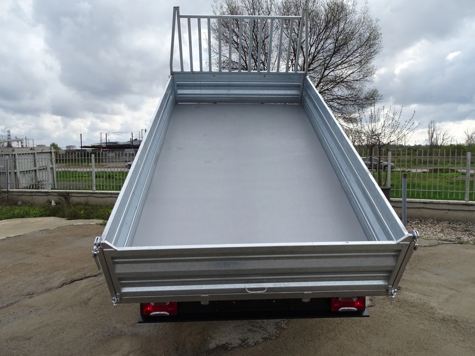 Iveco 35c15 3.0HPI  КАТ. * Б*  ВНОС ОТ ШВЕЙЦАРИЯ , снимка 5 - Бусове и автобуси - 54345364