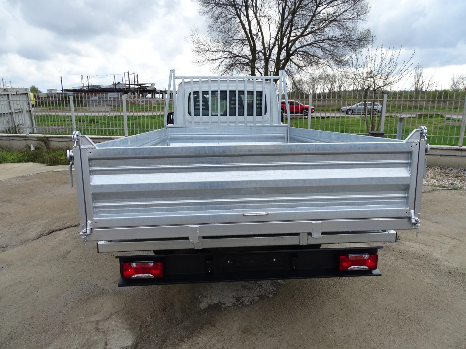 Iveco 35c15 3.0HPI  КАТ. * Б*  ВНОС ОТ ШВЕЙЦАРИЯ , снимка 13 - Бусове и автобуси - 54345364