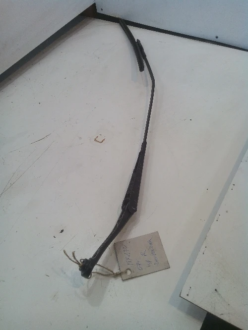 Предно дясно рамо чистачка за Фиат Пунто