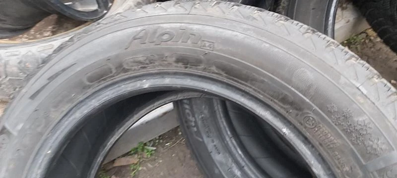 Гуми Зимни 175/65R15, снимка 7 - Гуми и джанти - 35608065