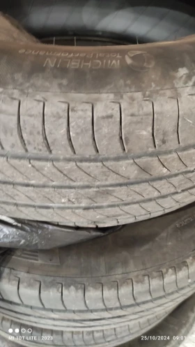 Гуми Летни 215/65R17, снимка 3 - Гуми и джанти - 47729735