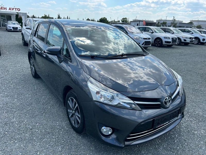 Toyota Verso (KATO НОВА)^(7-МЕСТА), снимка 3 - Автомобили и джипове - 46693023