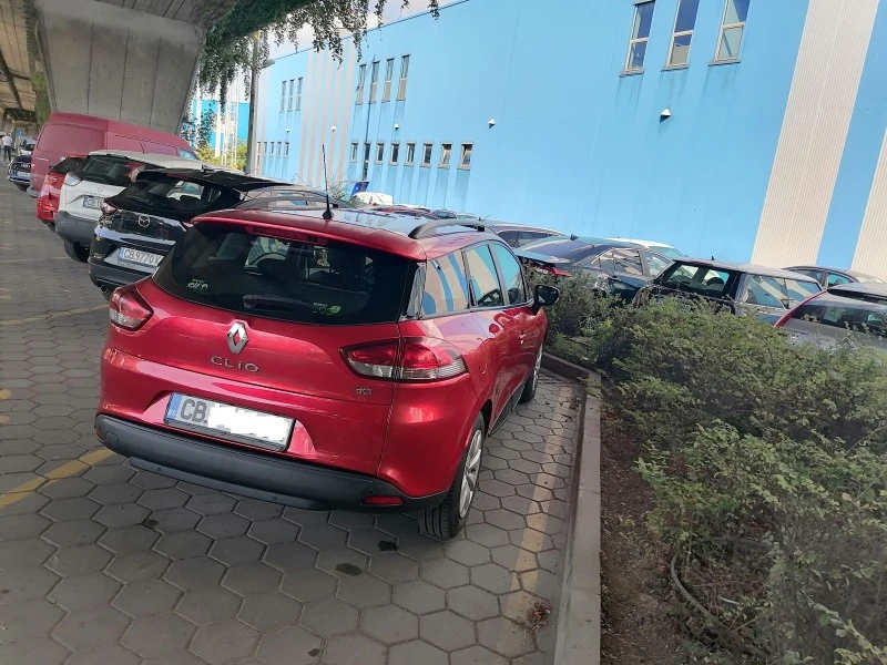 Renault Clio Grandtour 1.5dCi (КАПАРИРАН), снимка 16 - Автомобили и джипове - 46740908