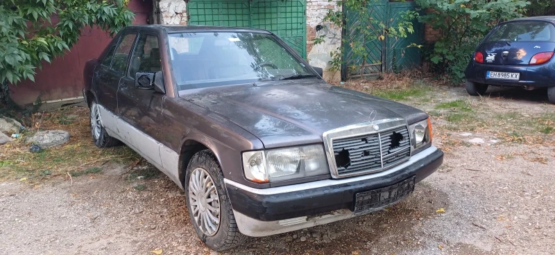 Mercedes-Benz 190 Газ, снимка 1 - Автомобили и джипове - 47334534