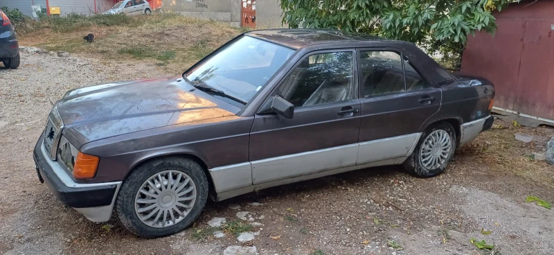 Mercedes-Benz 190 Газ, снимка 2 - Автомобили и джипове - 47334534