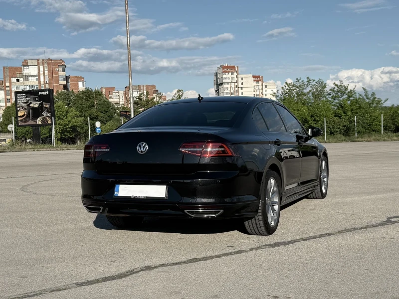 VW Passat 2.0TDI 190к.с. 4 motion R-line, снимка 4 - Автомобили и джипове - 51077635