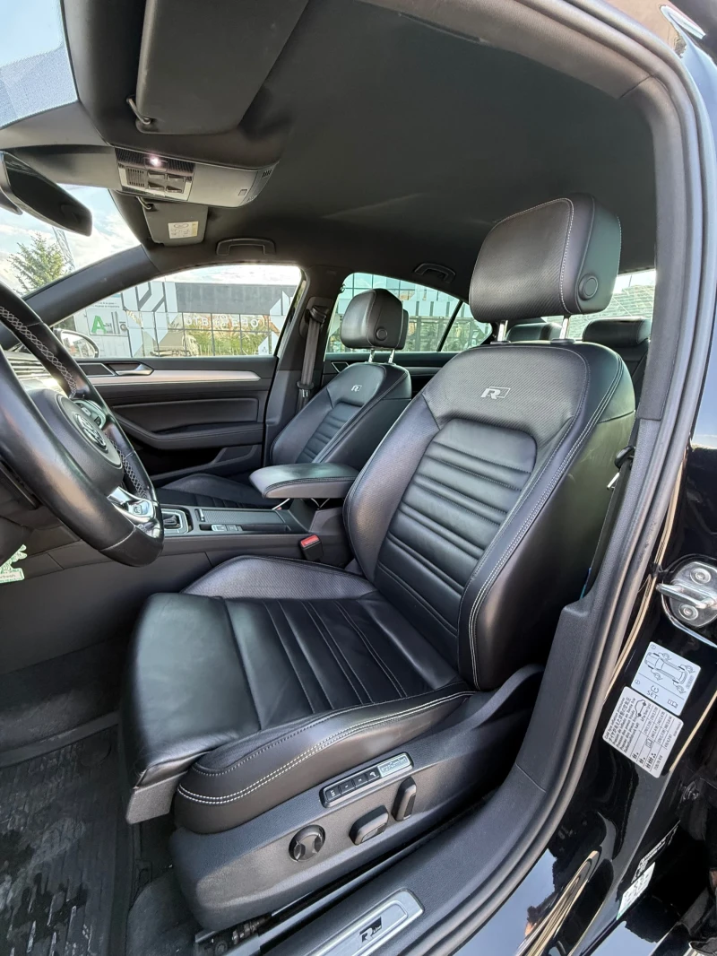 VW Passat 2.0TDI 190к.с. 4 motion R-line, снимка 7 - Автомобили и джипове - 51077635