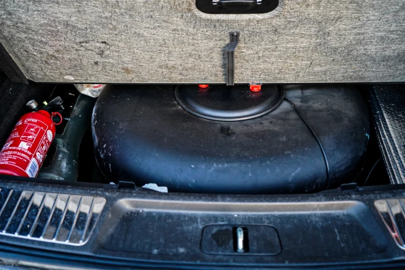 Opel Insignia, снимка 14 - Автомобили и джипове - 52864235