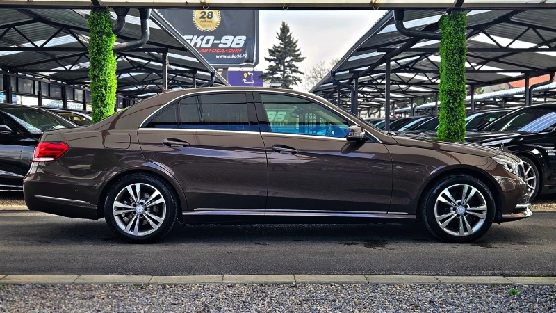 Mercedes-Benz E 350 AMG/4M/FACE/HARMAN/CAMERA/ПОДГРЕВ/AIRMAT/AMBI/LIZI, снимка 4 - Автомобили и джипове - 53466388
